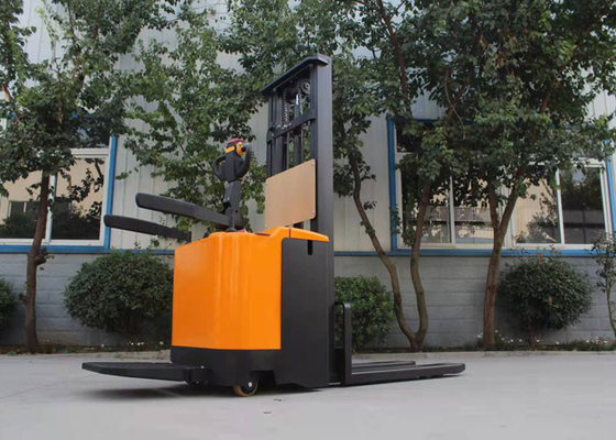 Load Capacity 1-2t Electric Pallet Stacker Lifting Height 5000mm