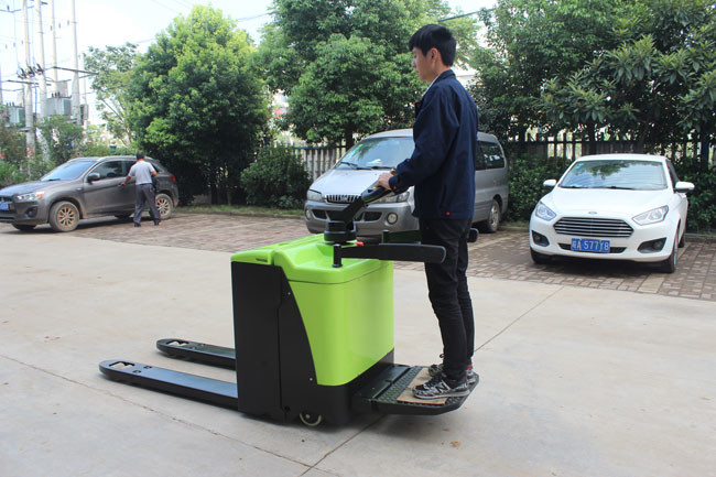 Petal Stand Type 2.0/2.5/3.0T Warehouse Electric Pallet Jack With CURTIS Controller 1